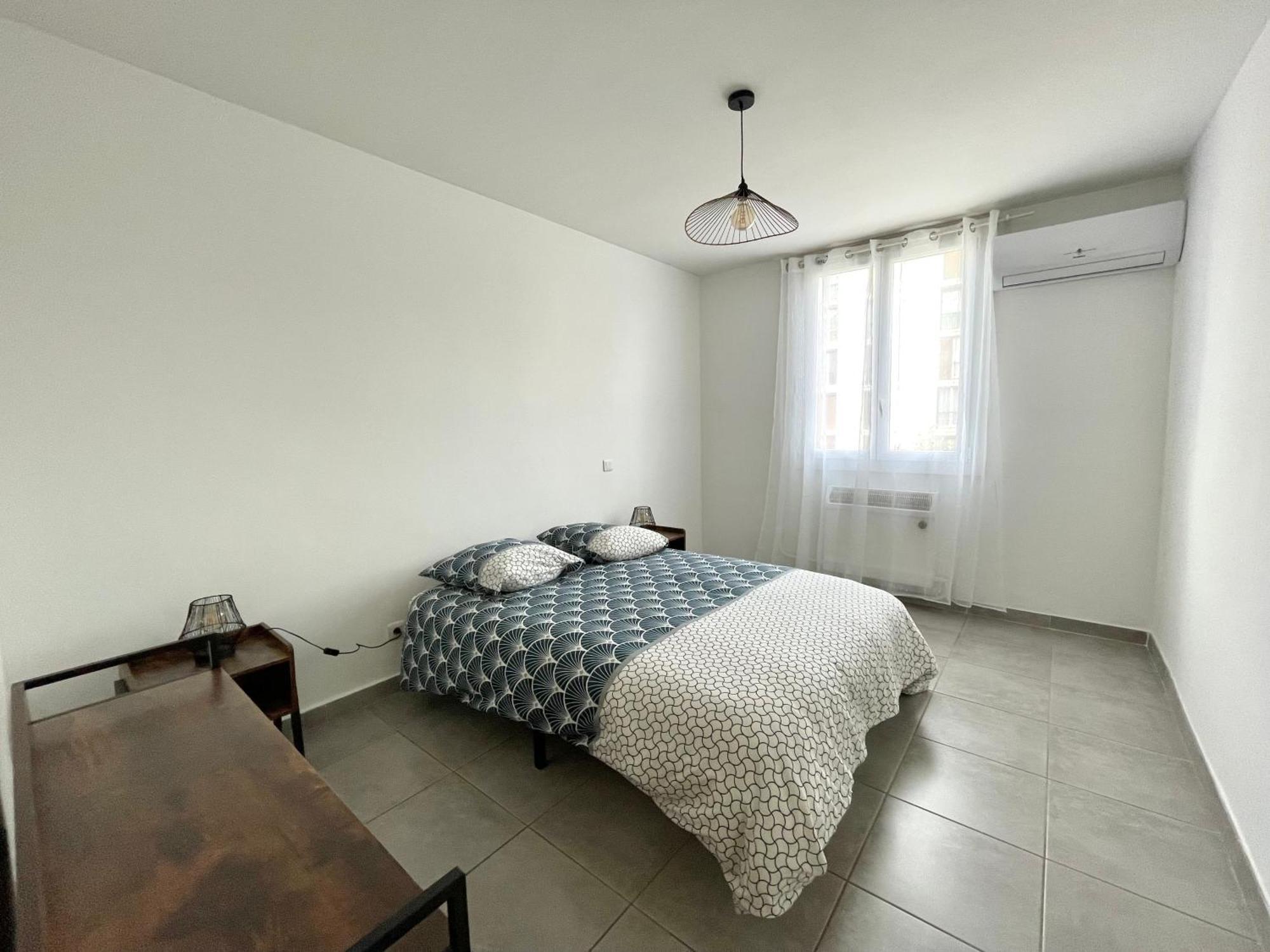 Appart Cosy Sur Salon De Provence ภายนอก รูปภาพ