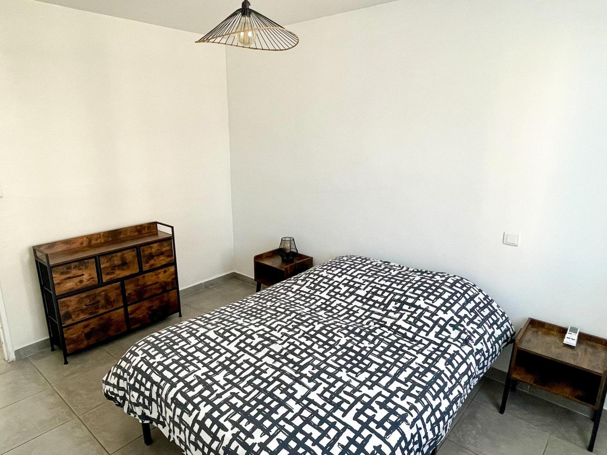 Appart Cosy Sur Salon De Provence ภายนอก รูปภาพ